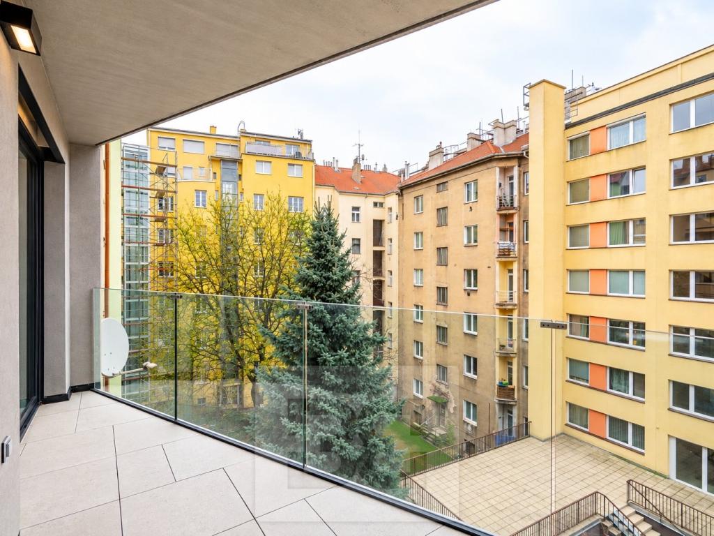 Prodej bytu 1+kk 38 m2, Praha – náhled fotky 8