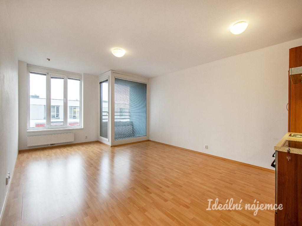 Pronájem bytu 1+kk 38 m2