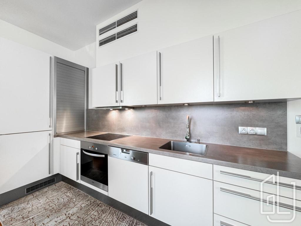 Pronájem bytu 3+kk 102 m2