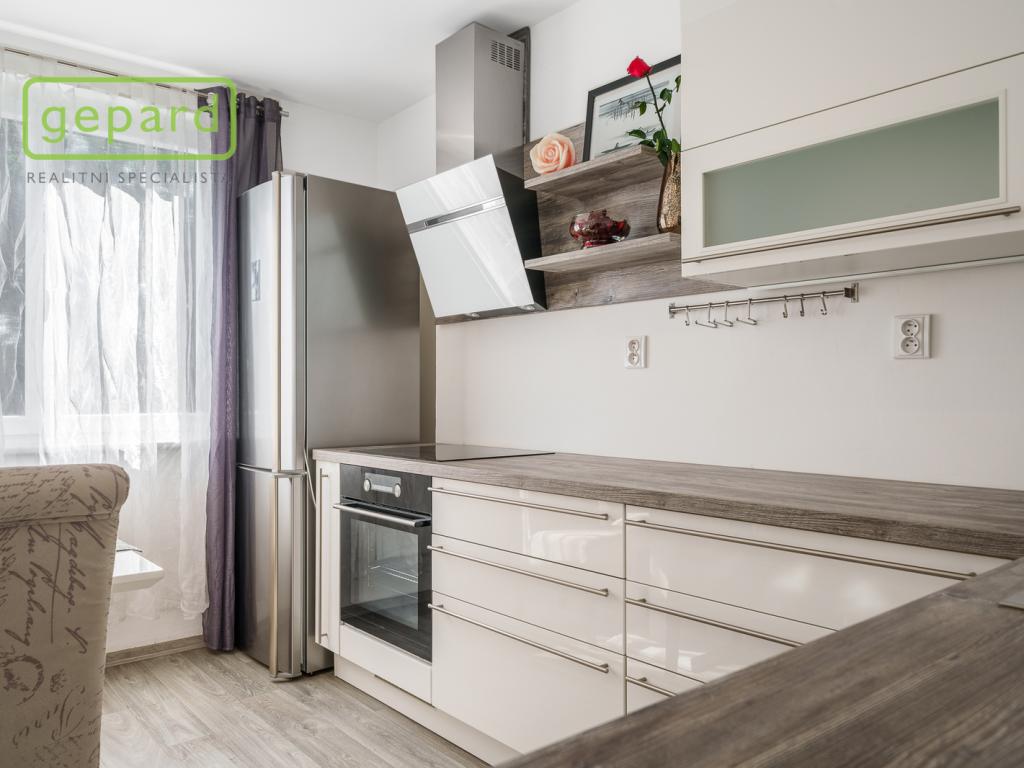 Prodej bytu 2+1 64 m2, Sokolov – náhled fotky 3