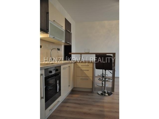 Pronájem bytu 2+kk 48 m2, České Budějovice – náhled fotky 4