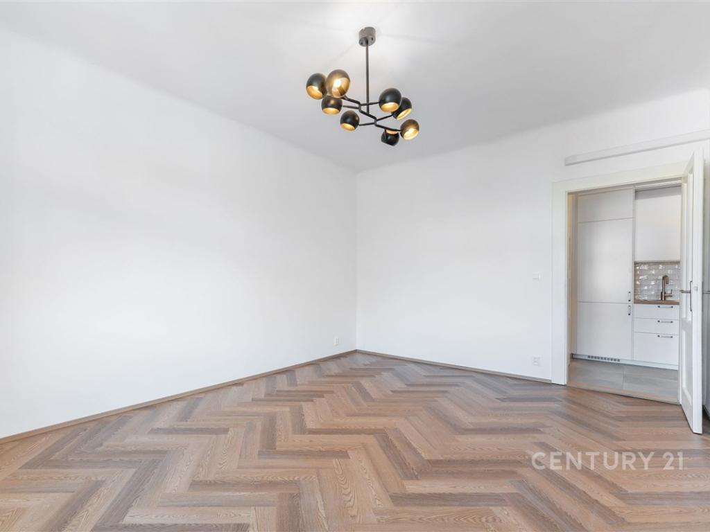 Pronájem bytu 2+1 52 m2