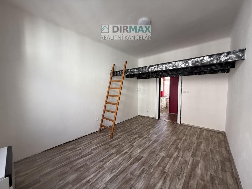 Pronájem bytu 1+1 37 m2