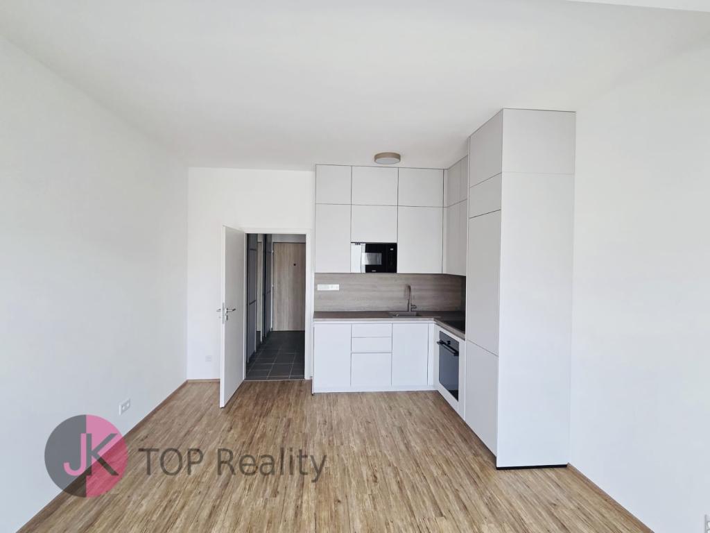 Pronájem bytu 1+kk 32 m2