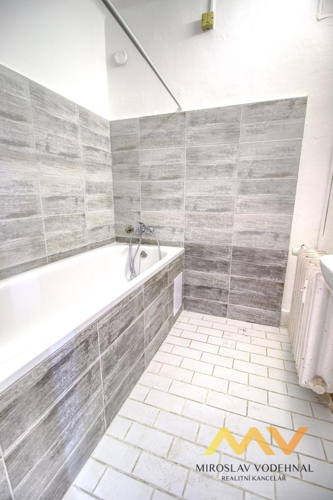 Pronájem bytu 2+1 55 m² – pohled 6