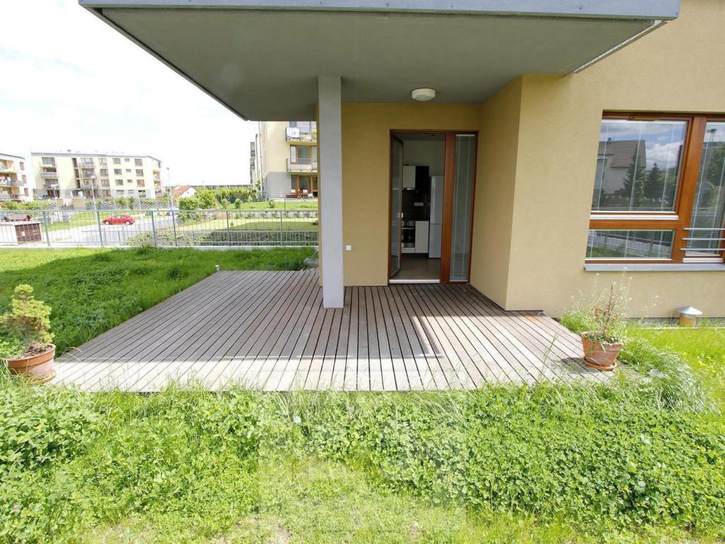 Pronájem bytu 2+kk 42 m2, Praha – náhled fotky 2