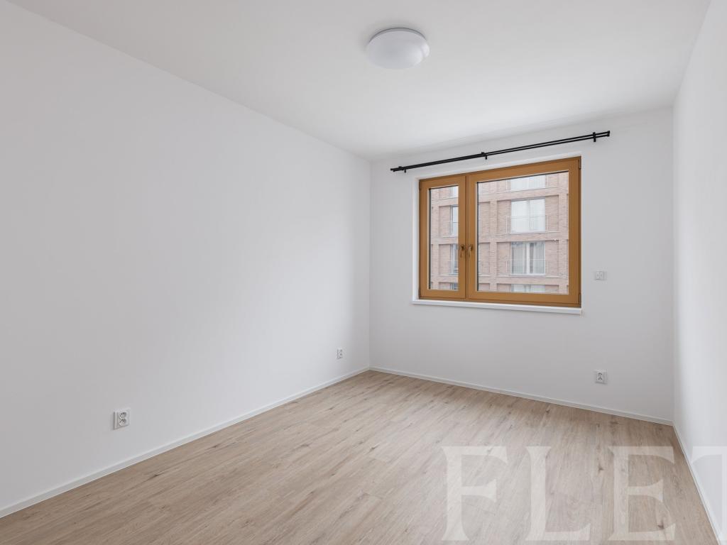 Pronájem bytu 2+kk 49 m2, Praha – náhled fotky 7
