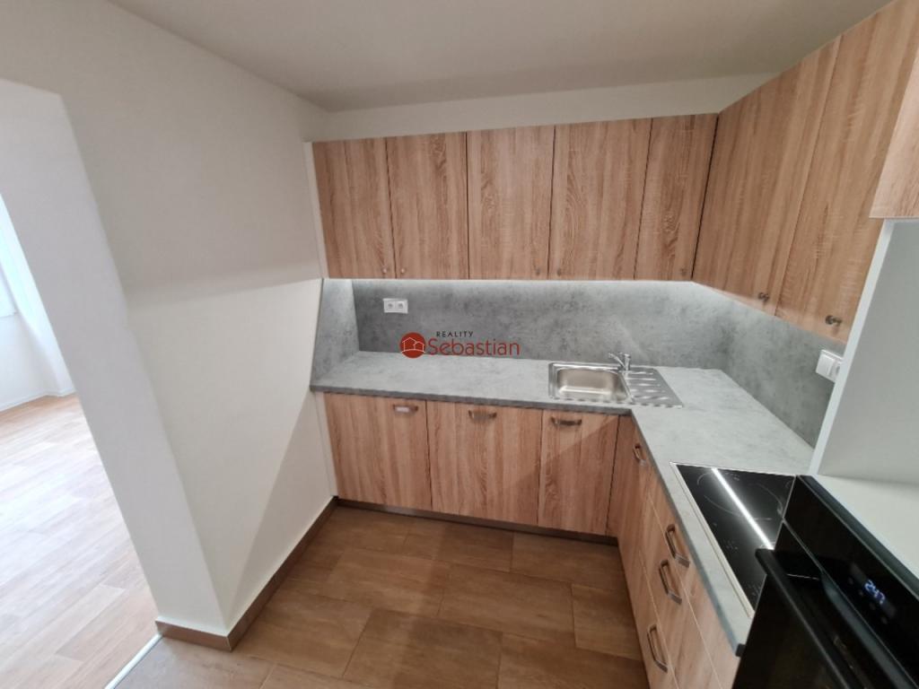 Pronájem bytu 1+1 36 m2