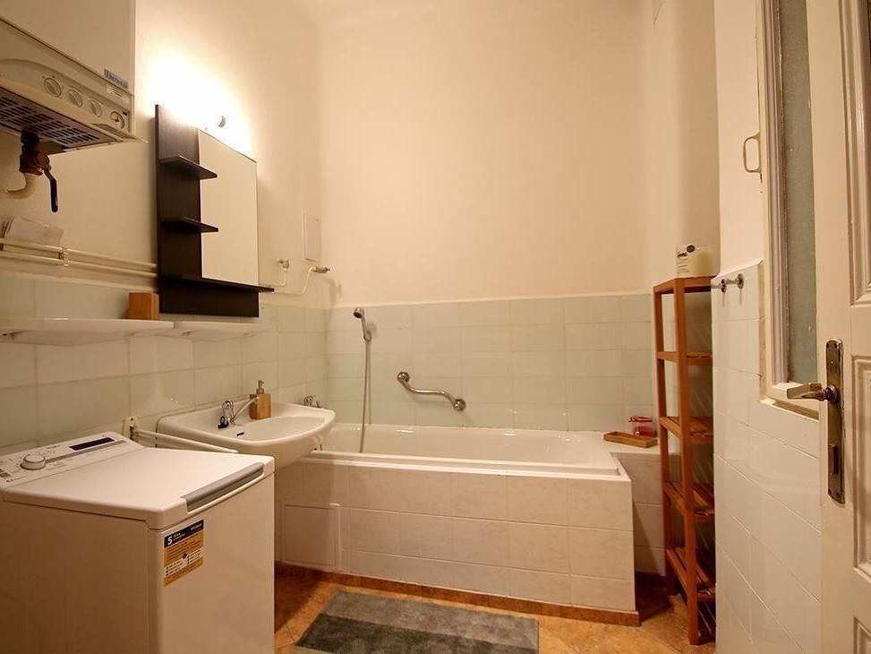 Pronájem bytu 2+1 65 m2, Praha – náhled fotky 12