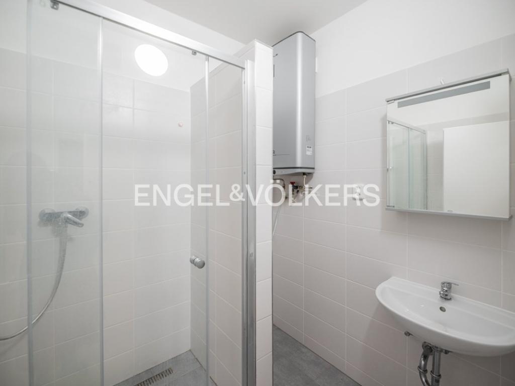 Pronájem bytu 2+kk 44 m2, Praha – náhled fotky 5