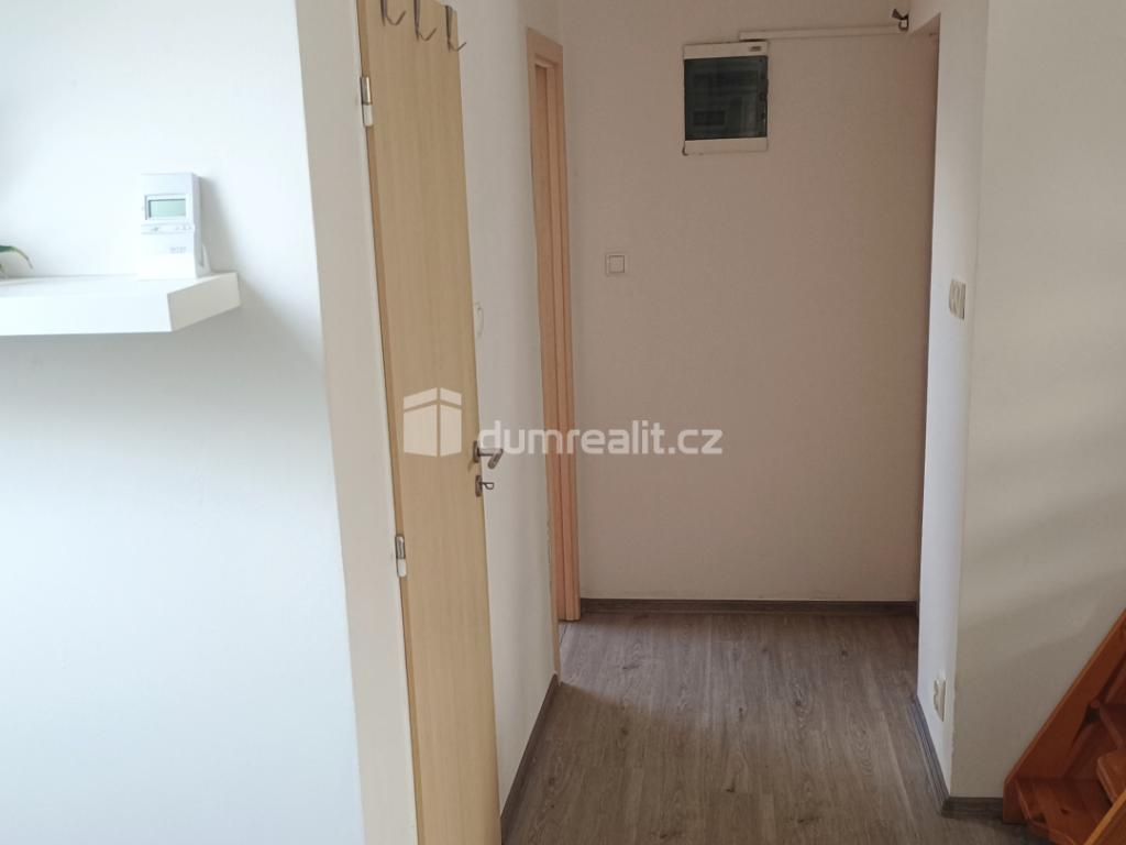 Pronájem bytu 1+1 50 m2