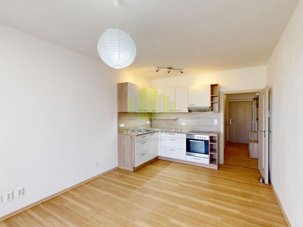 Pronájem bytu 1+kk 28 m2