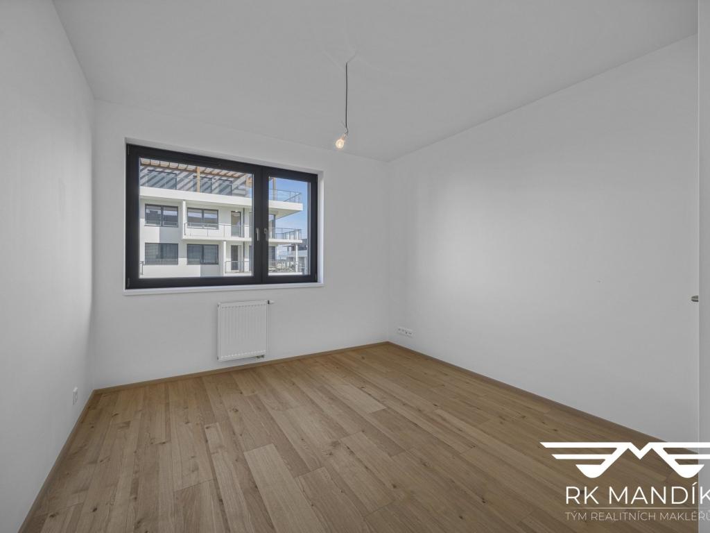 Pronájem bytu 3+kk 86 m2, Praha – náhled fotky 13