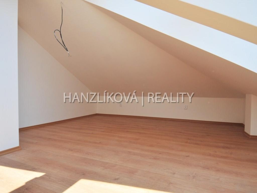 Pronájem bytu 2+kk 68 m2