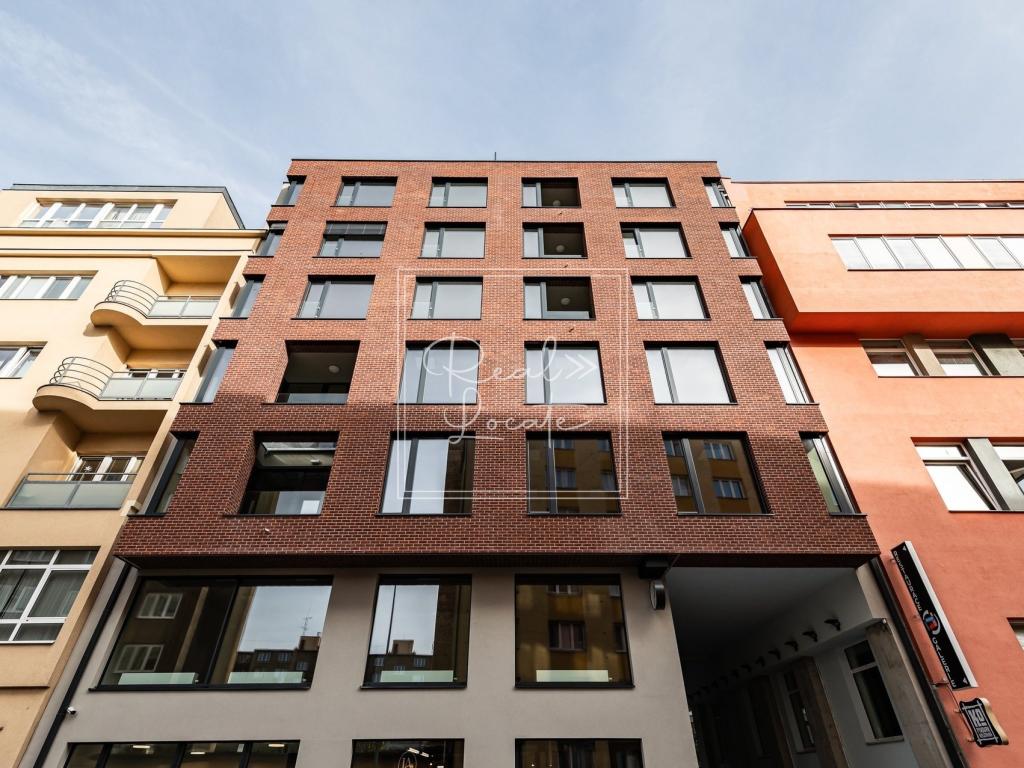 Pronájem bytu 1+kk 34 m2