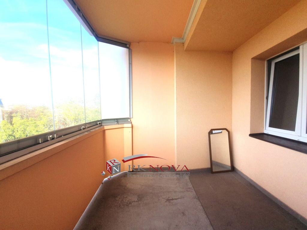 Prodej bytu 3+1 79 m2, Karviná – náhled fotky 2