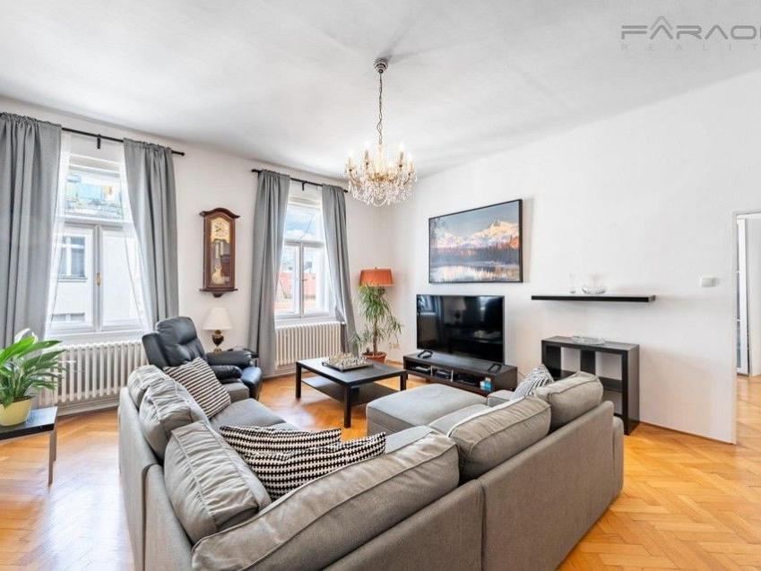 Pronájem bytu 4+1 132 m2