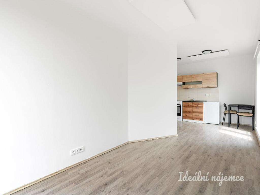 Pronájem bytu 1+kk 23 m2