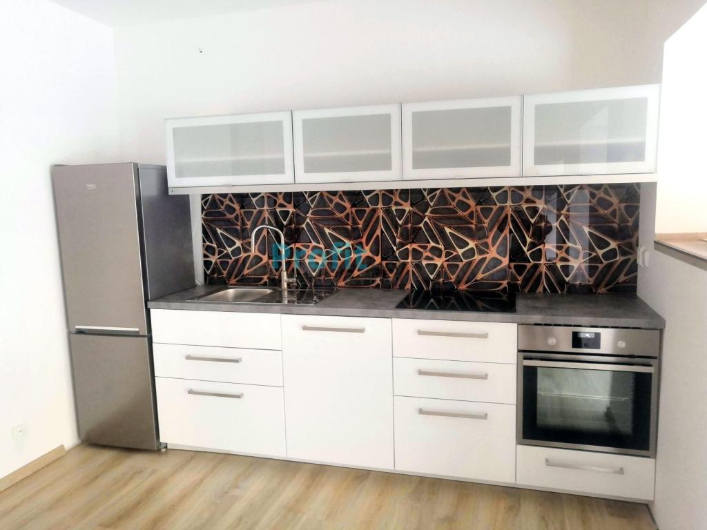 Pronájem bytu 2+kk 56 m2