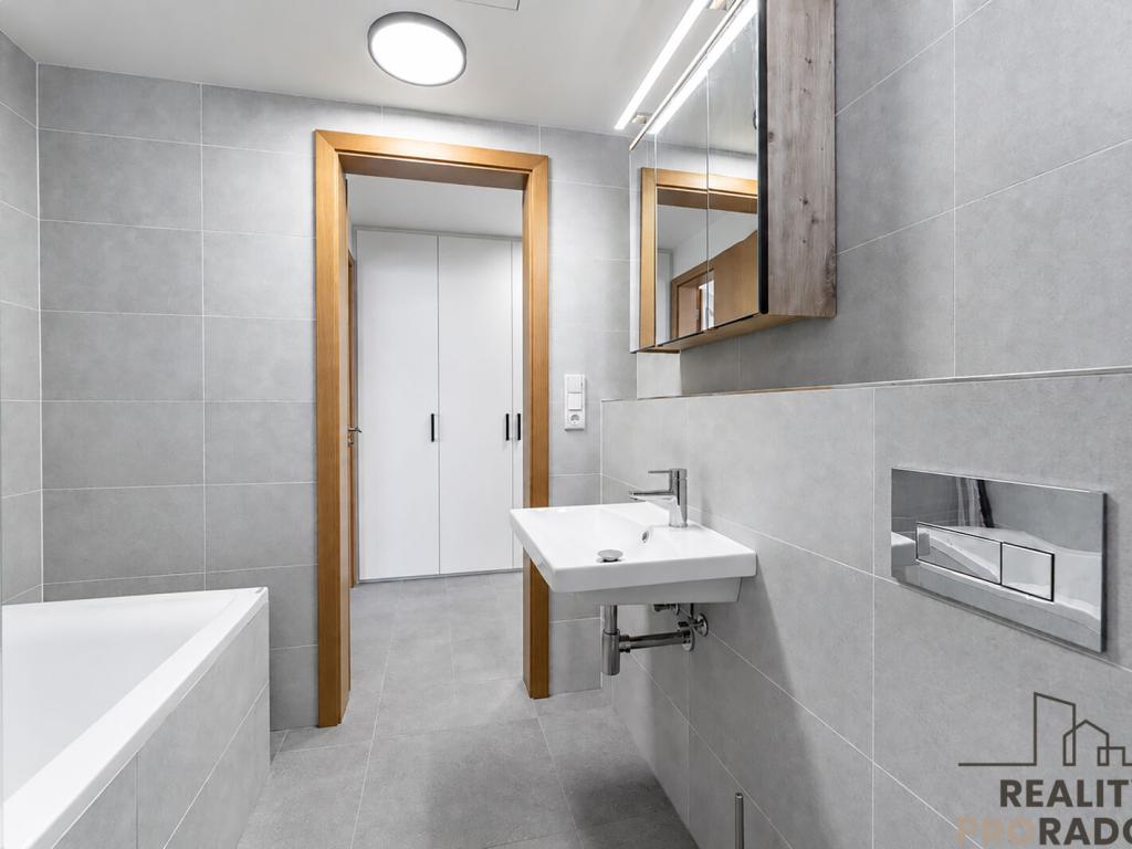 Prodej bytu 2+kk 51 m2, Praha – náhled fotky 13