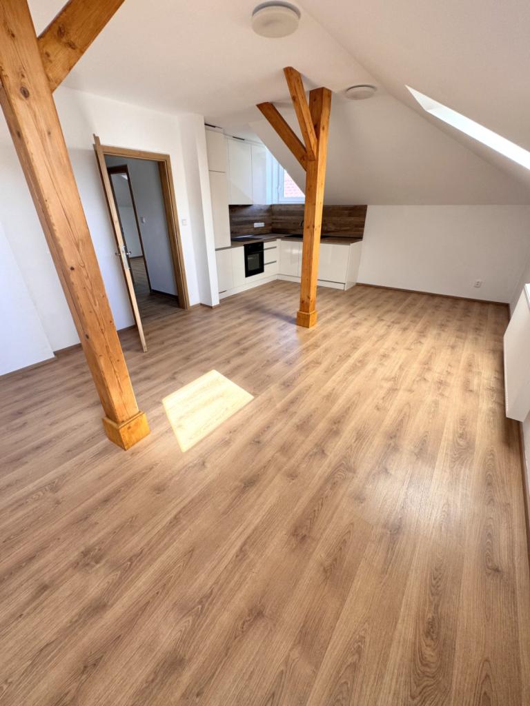 Pronájem bytu 2+kk 51 m2