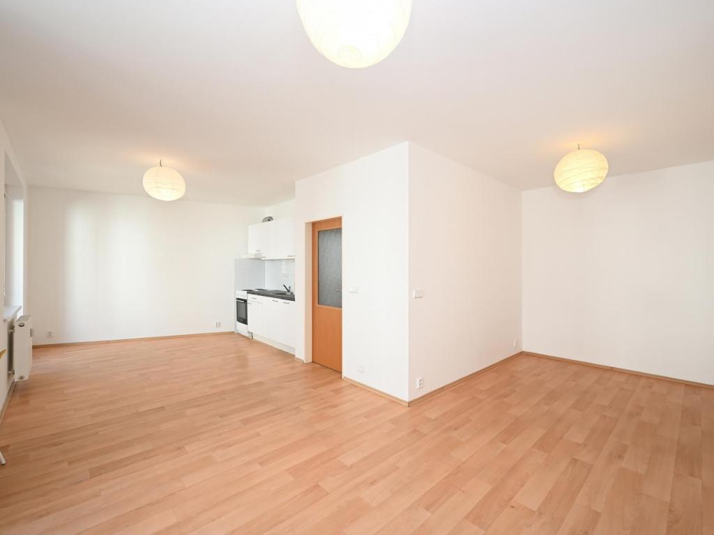 Pronájem bytu 1+kk 40 m2