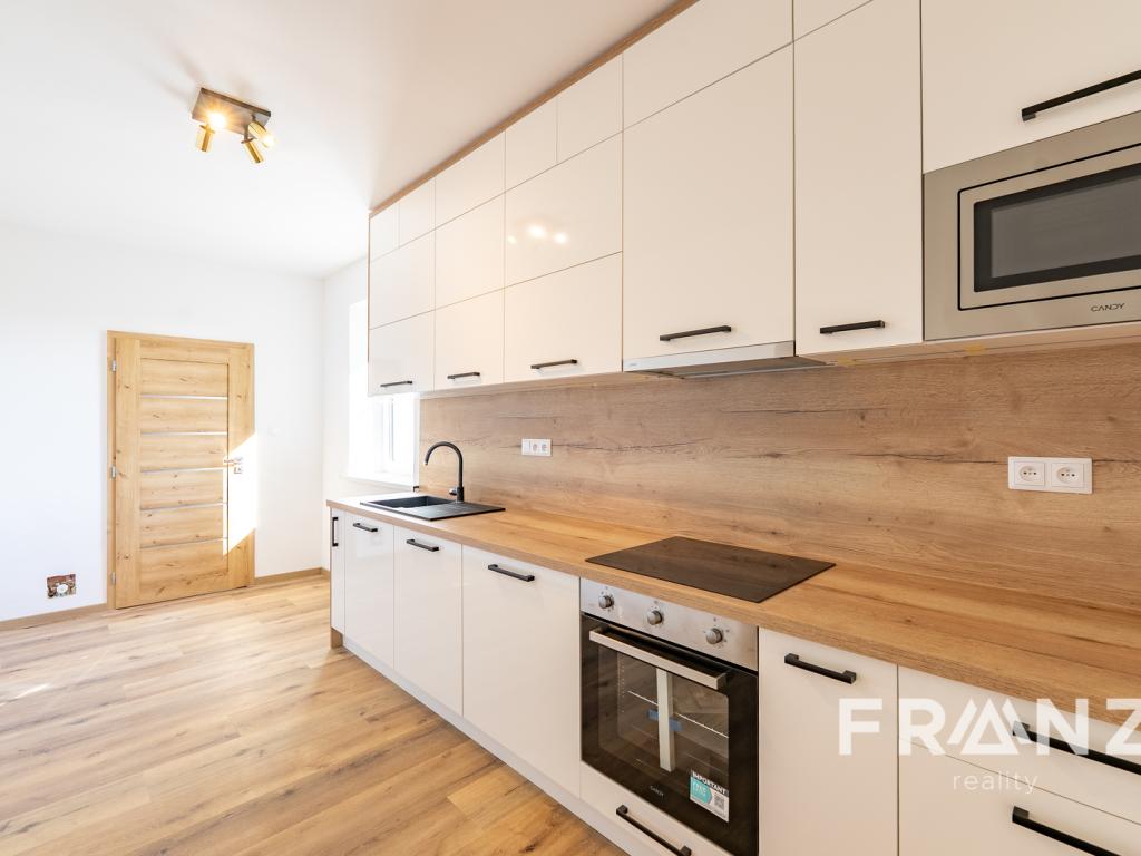 Pronájem bytu 3+1 94 m2