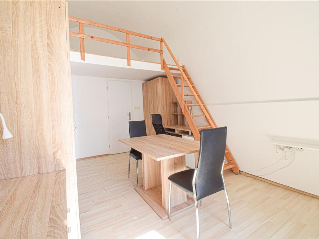 Pronájem bytu 1+kk 20 m2