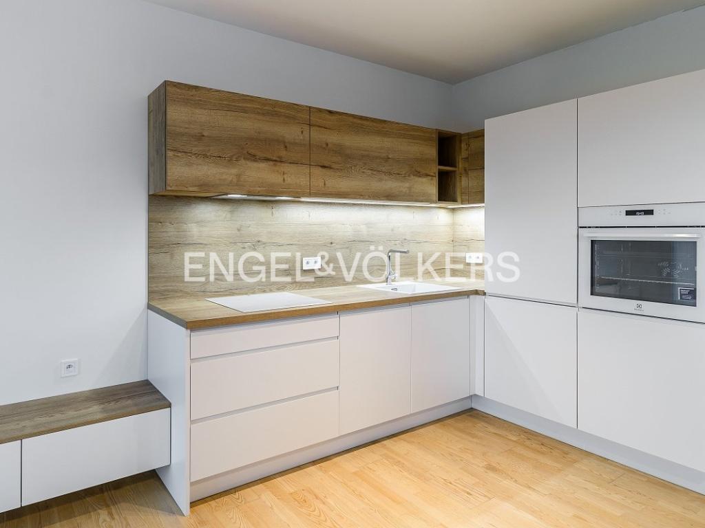 Pronájem bytu 2+kk 63 m2