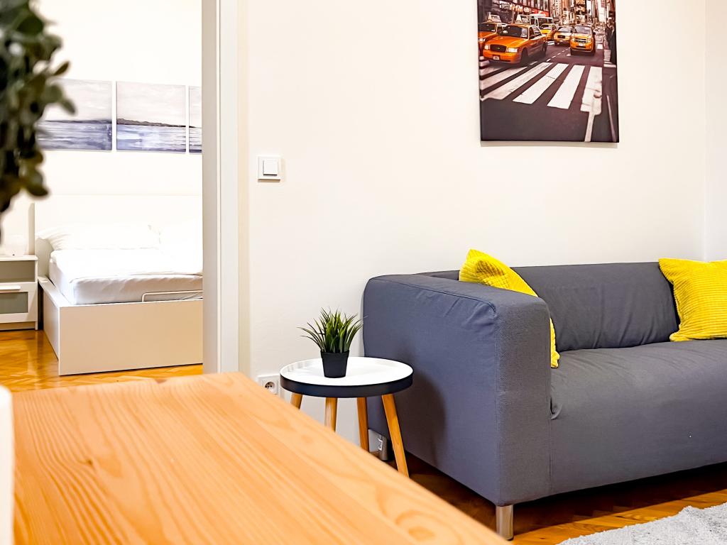 Pronájem bytu 2+kk 37 m2