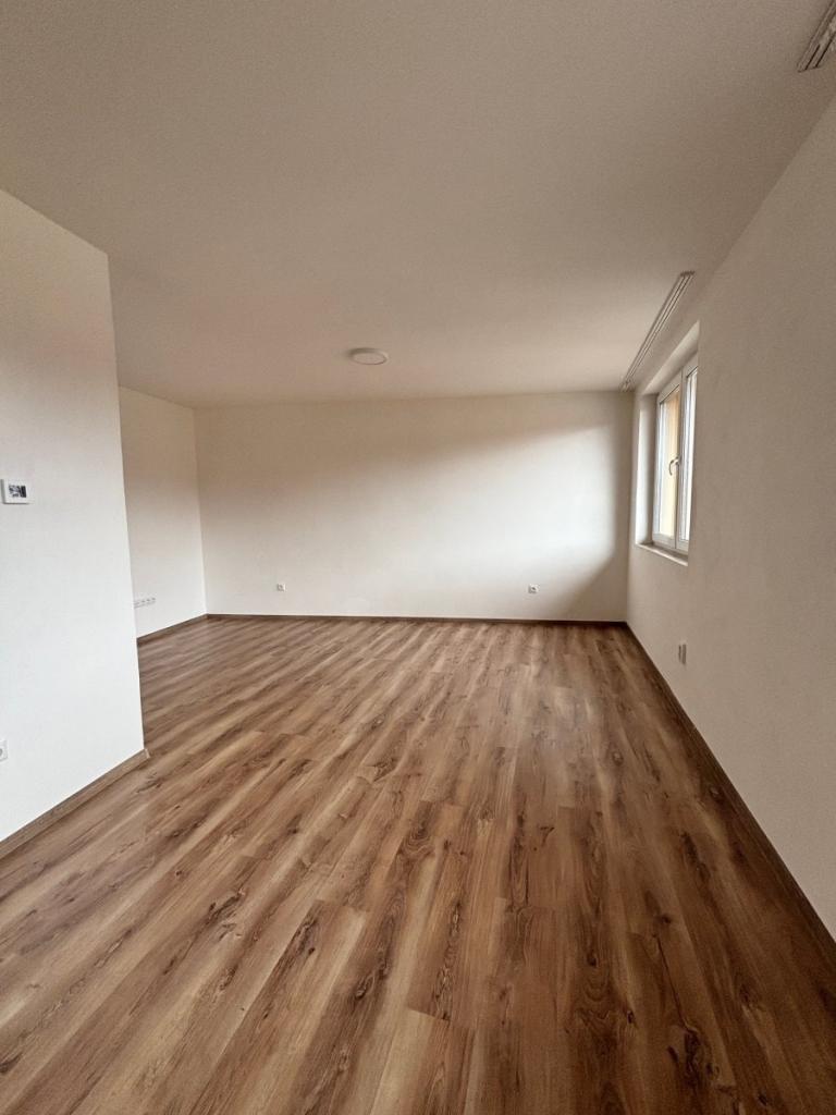 Pronájem bytu 1+kk 31 m2