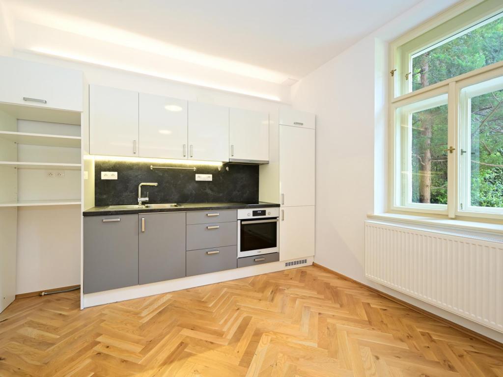 Pronájem bytu 1+kk 32 m2