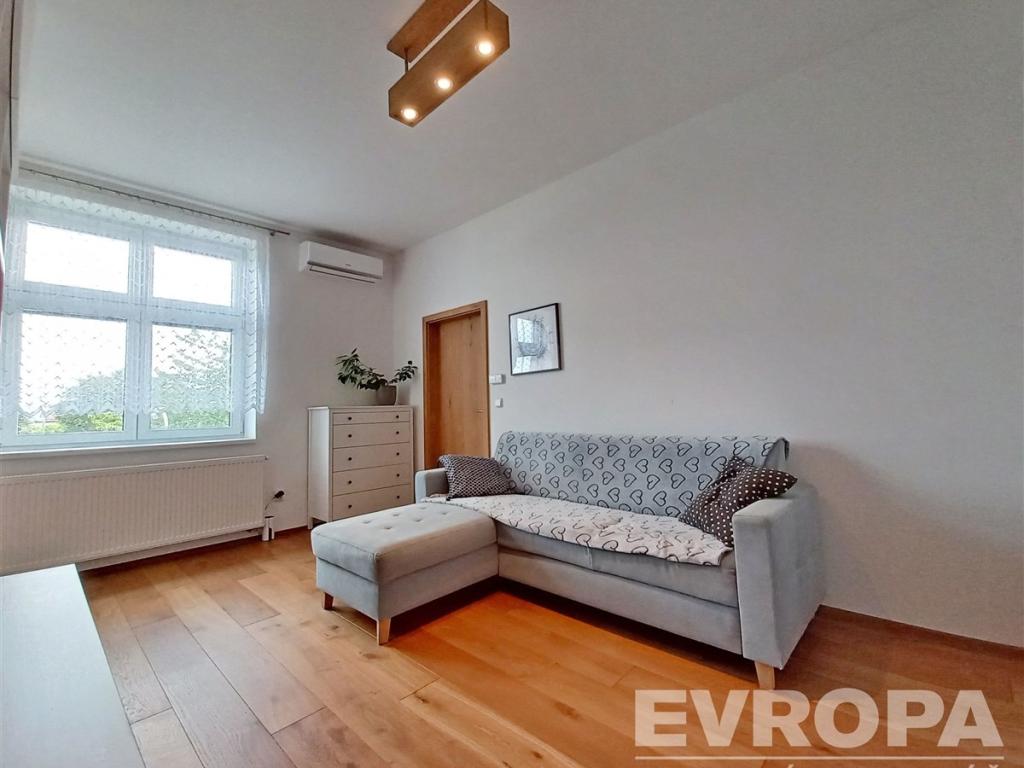 Pronájem bytu 2+kk 54 m2