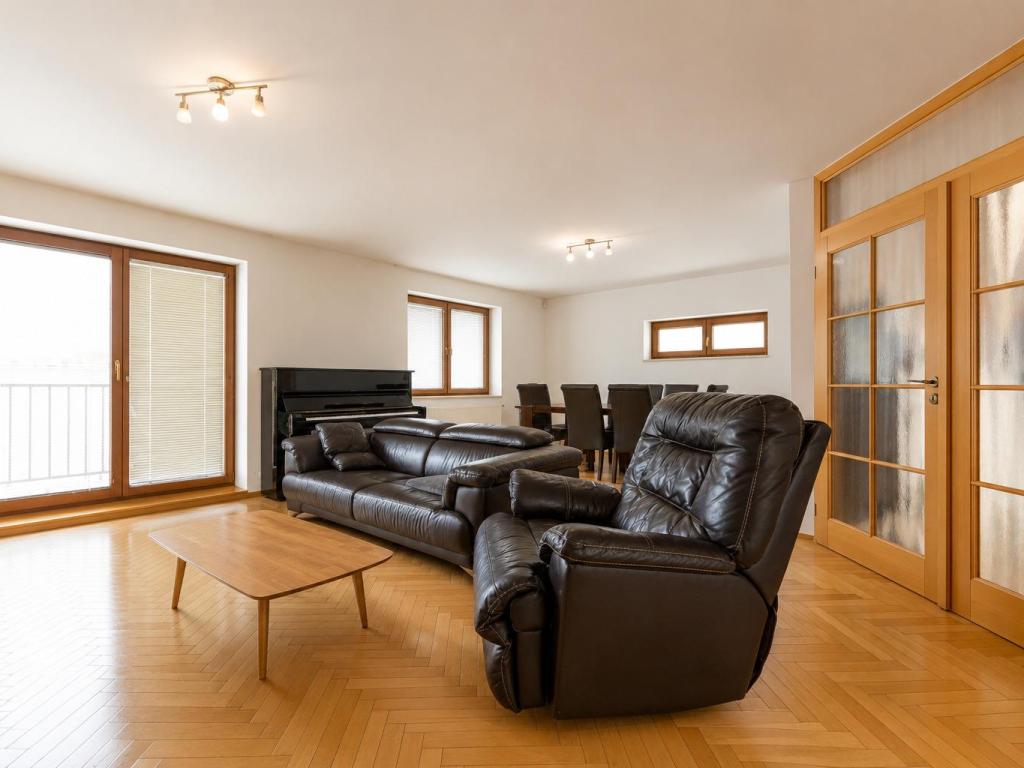 Pronájem domu 262 m2