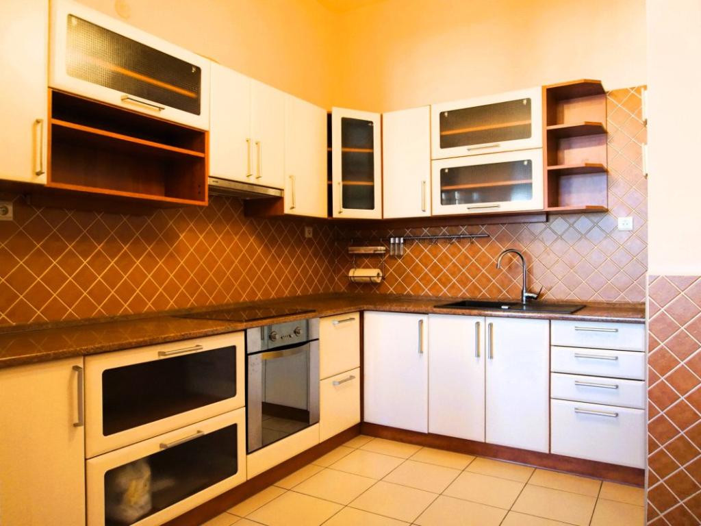 Pronájem bytu 2+1 92 m2