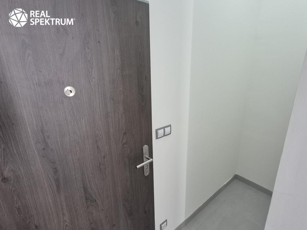 Pronájem bytu 1+kk 28 m2