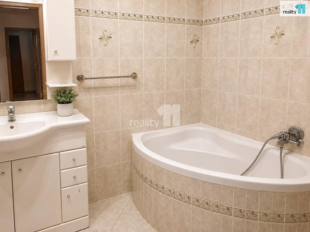 Prodej bytu 3+1 72 m2, Bojkovice – náhled fotky 11