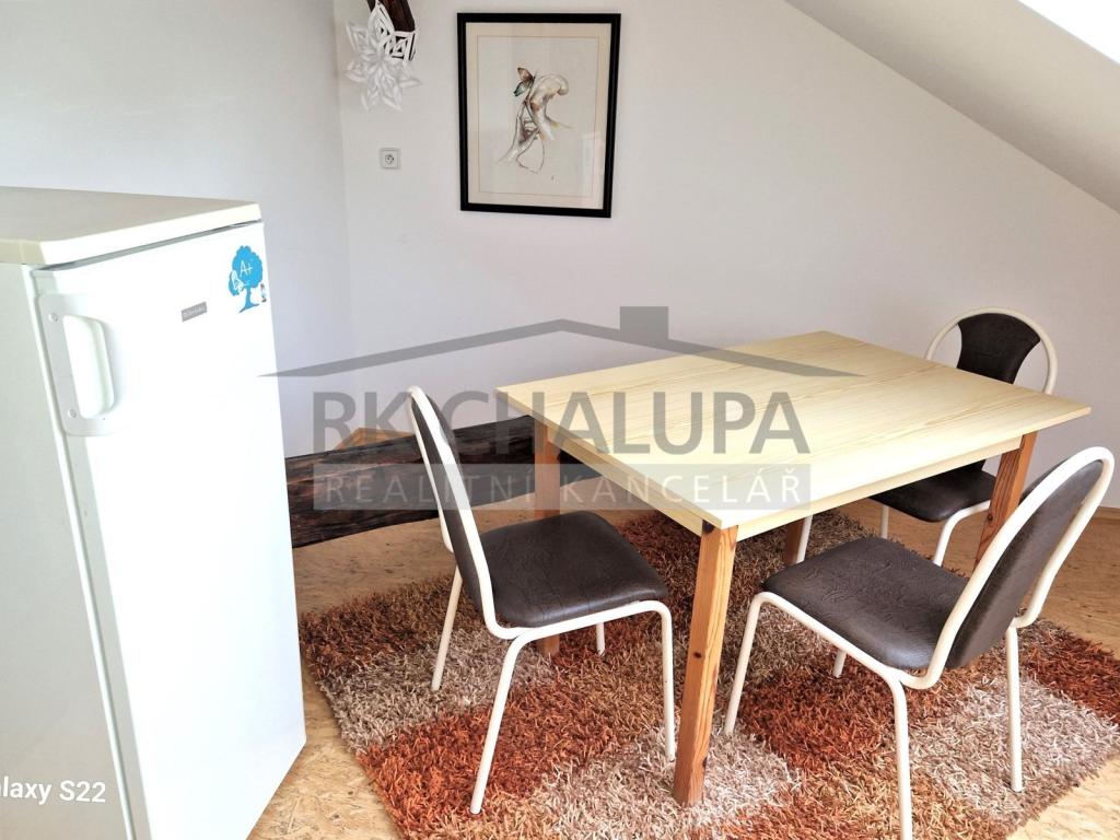 Pronájem bytu 2+1 75 m2