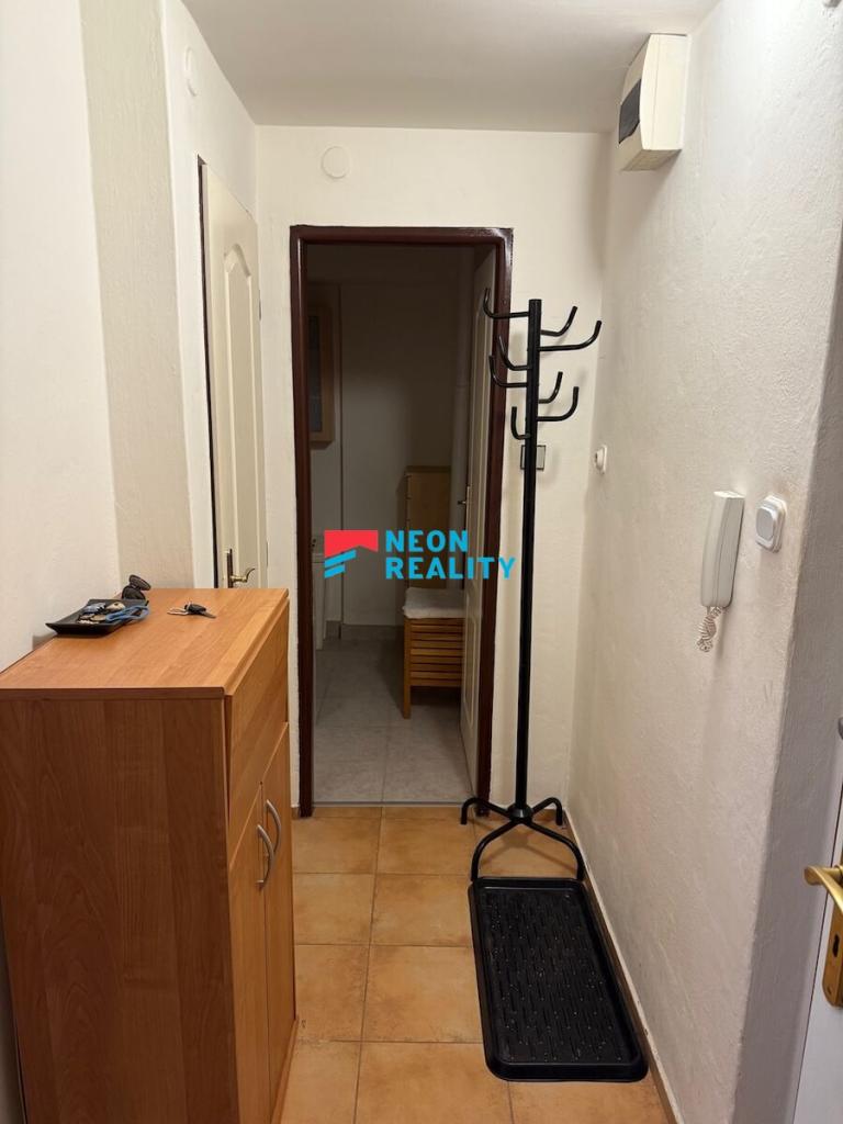 Pronájem bytu 2+1 56 m² - Widok 6