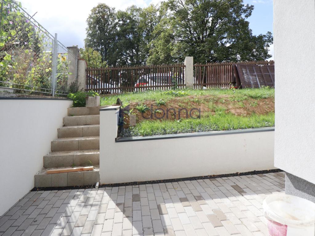 Pronájem bytu 2+kk 45 m2, Praha – náhled fotky 3