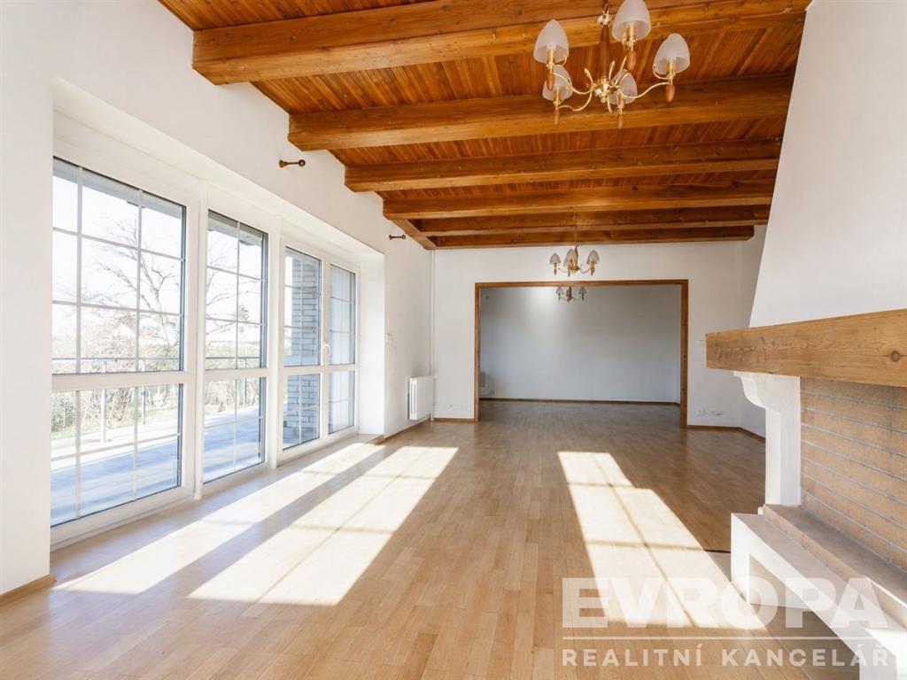 Pronájem domu 350 m2