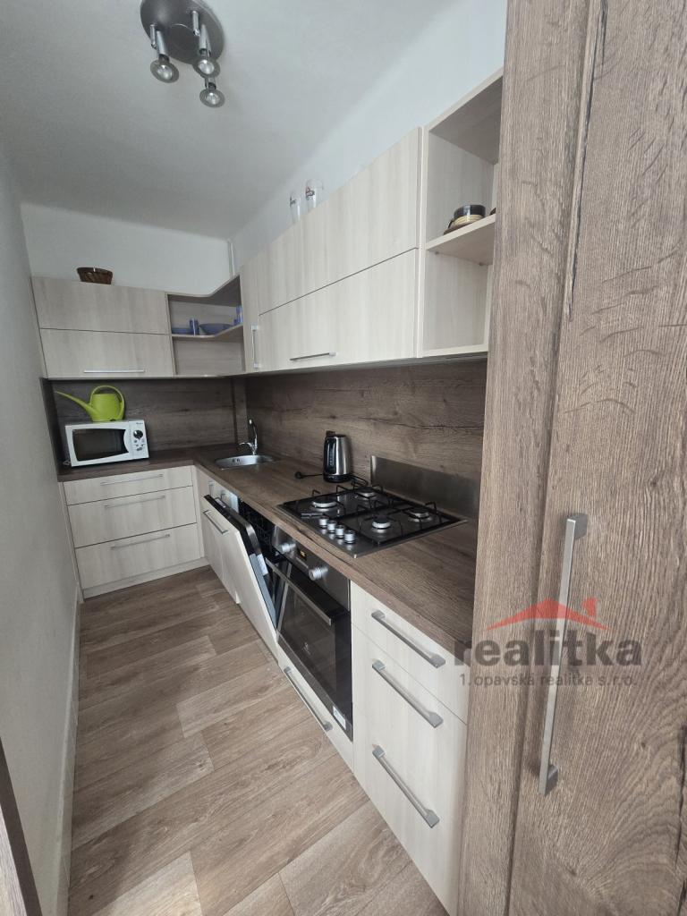 Pronájem 2+1, Opava - Slezská, 11000 Kč, 60 m2