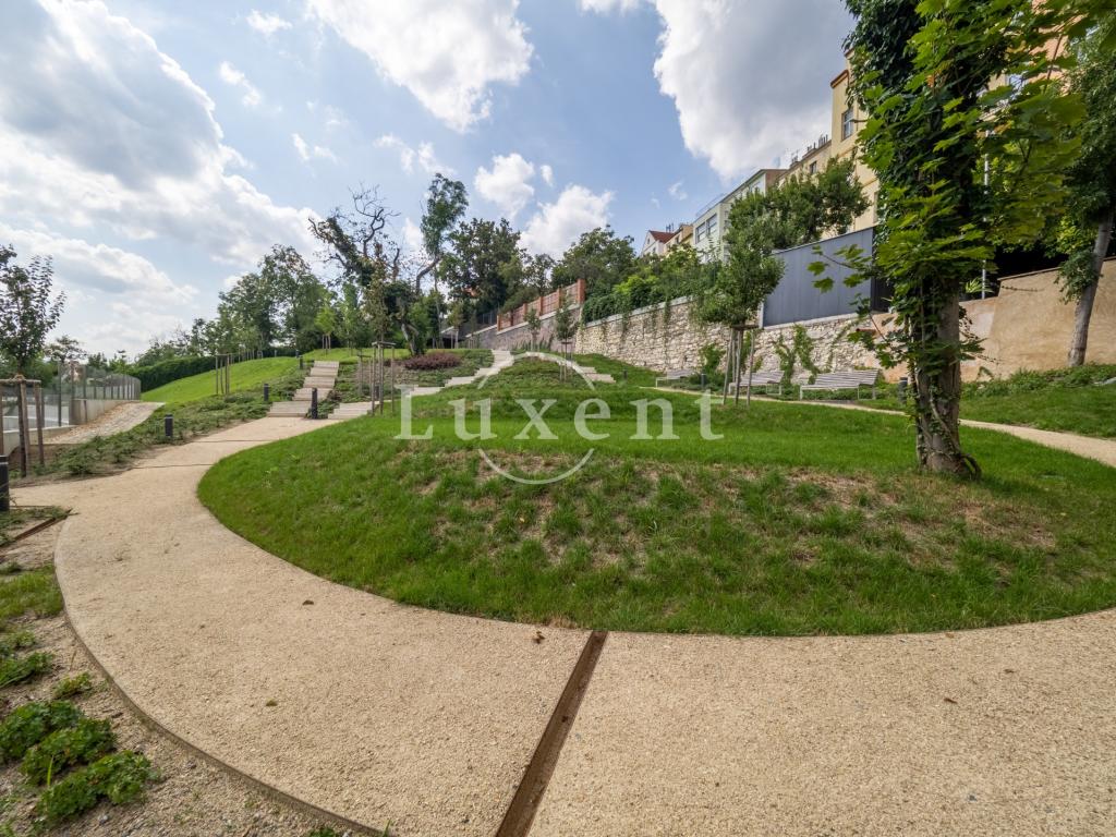Pronájem bytu 2+kk 72 m2, Praha – náhled fotky 24
