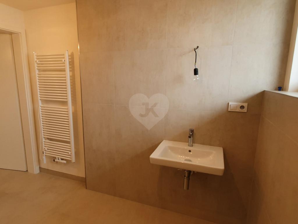 Pronájem bytu 2+kk 47 m2, Praha – náhled fotky 6
