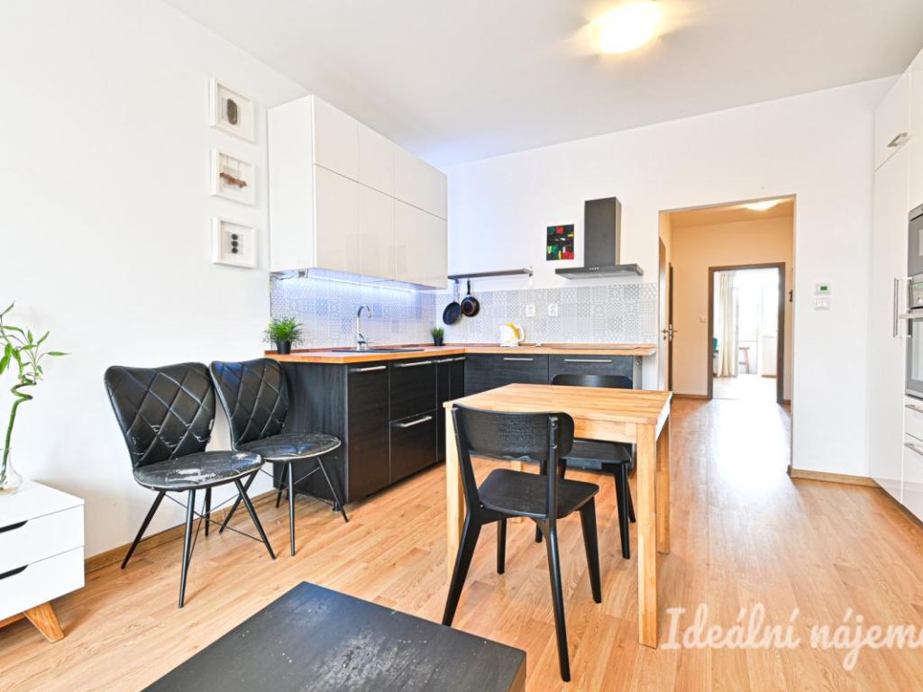 Pronájem bytu 2+kk 56 m2
