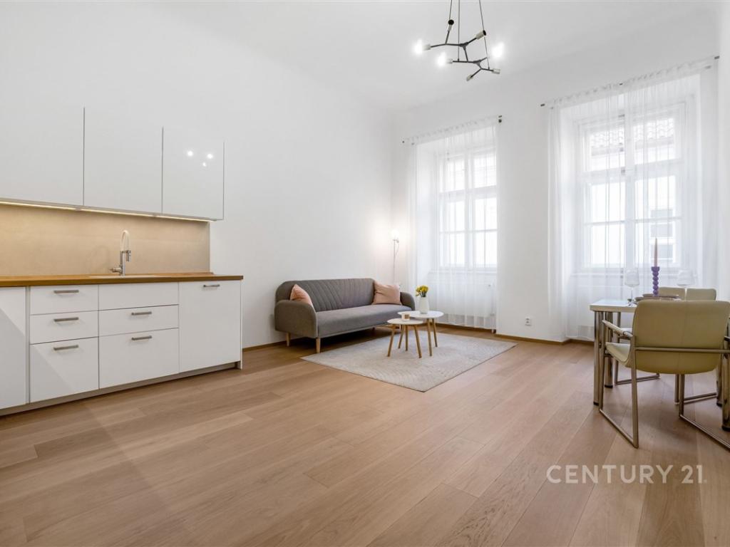Pronájem bytu 2+kk 62 m2