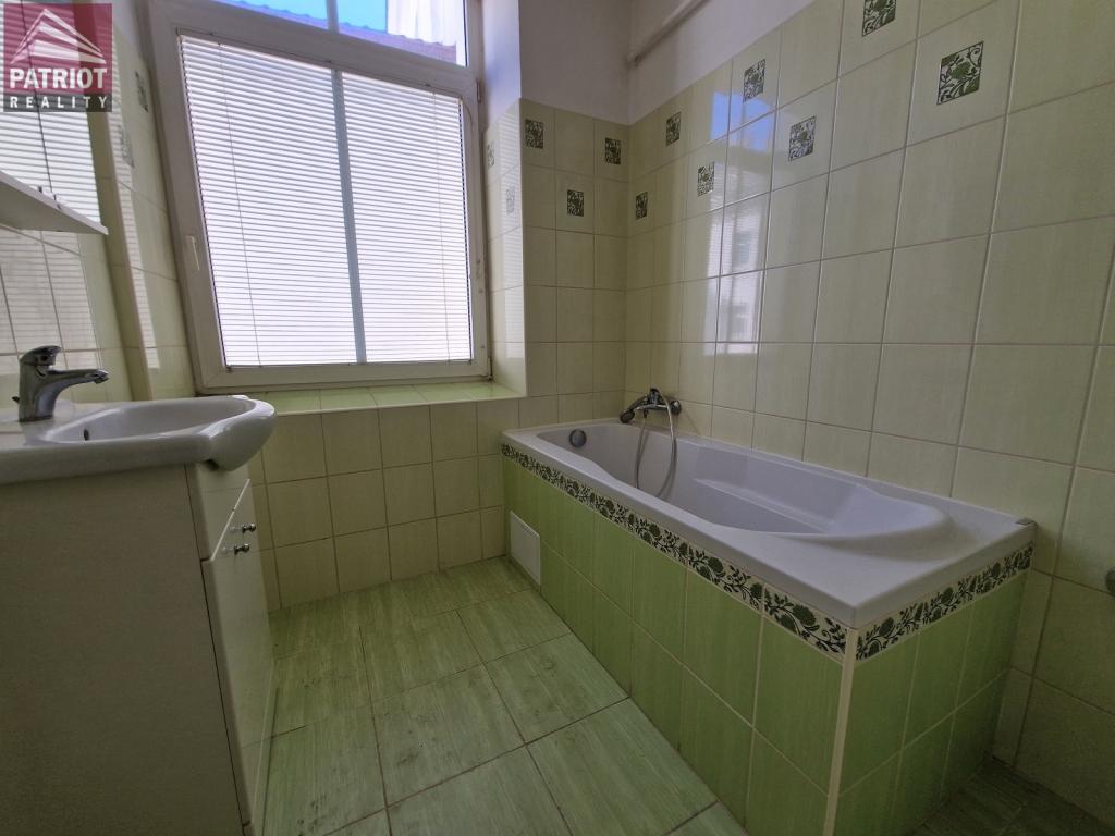Pronájem bytu 4+1 134 m2, Olomouc – náhled fotky 7