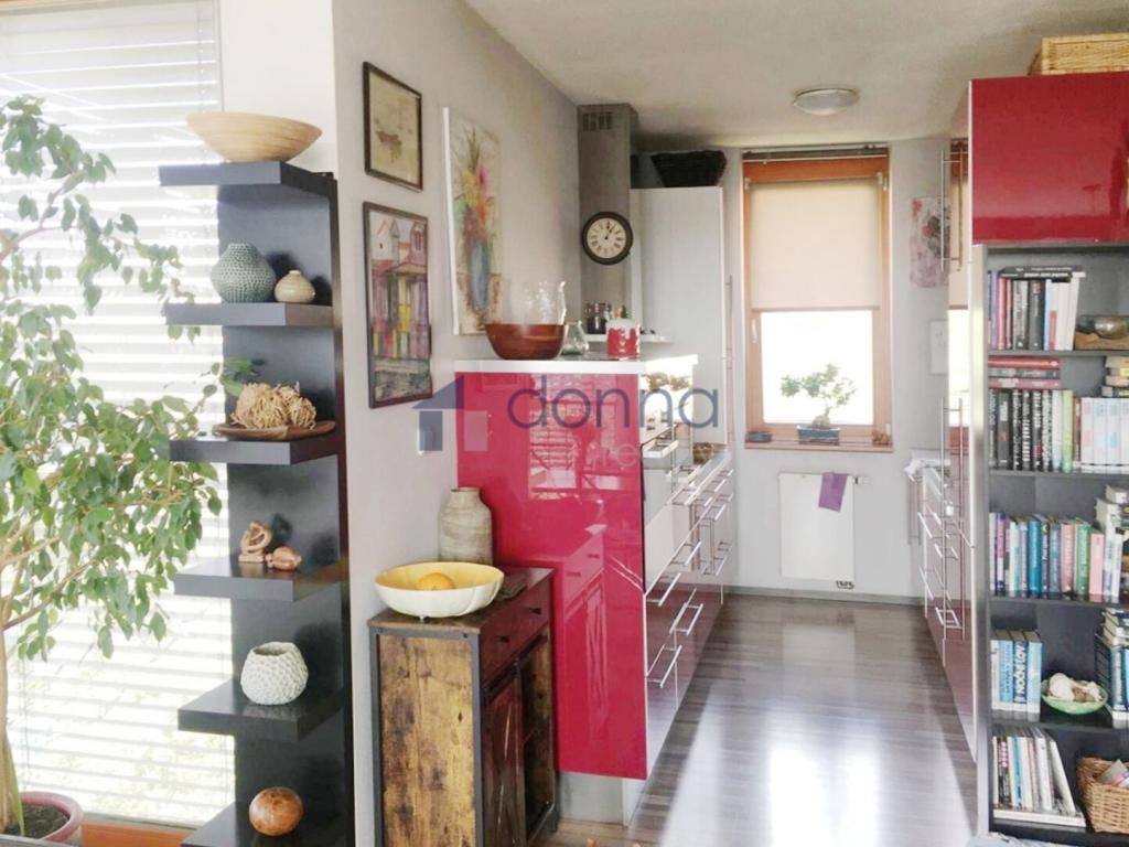 Pronájem bytu 2+kk 70 m2