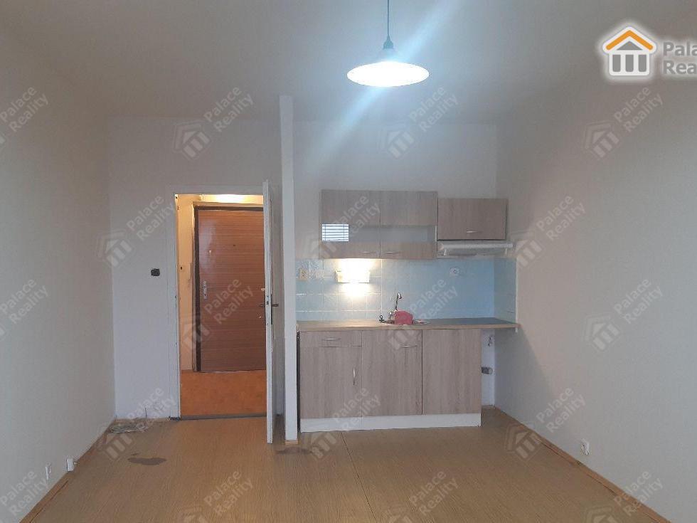Pronájem bytu 1+kk 32 m2