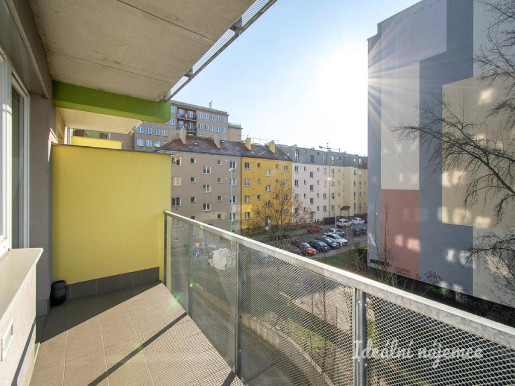 Pronájem bytu 1+kk 42 m2